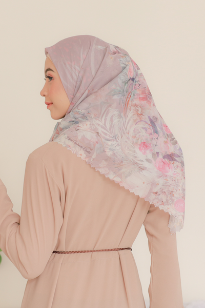 [ BUY 3 GET 1 FREE HIJAB ] Emily Scarf - EM28.5 Latte